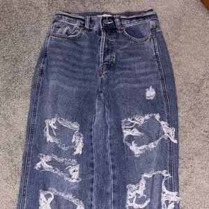Baggy and ripped blue Women’s Jeans